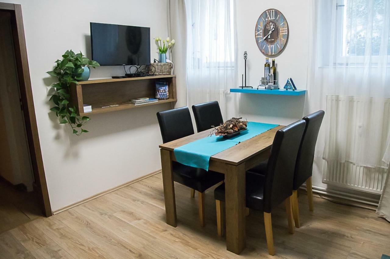 Nice Home To Stay At Prague Close To Castle With Terrace And Garden 외부 사진