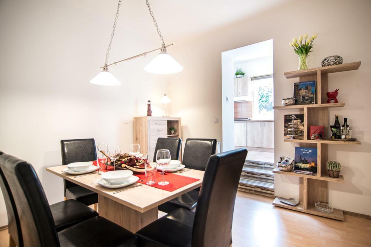 Nice Home To Stay At Prague Close To Castle With Terrace And Garden 객실 사진